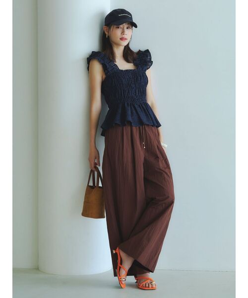 LAGUNAMOON（ラグナムーン）の「ウエストレースリラックスパンツ セットアップ（その他パンツ・レディース・アイボリー/ブラウン・SMALL/MEDIUM）」の3枚目の写真