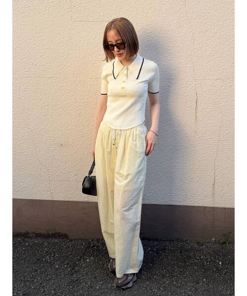 LAGUNAMOON（ラグナムーン）の「ウエストレースリラックスパンツ セットアップ（その他パンツ・レディース・アイボリー/ブラウン・SMALL/MEDIUM）」の4枚目の写真