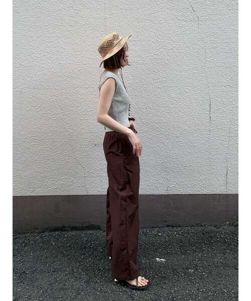 LAGUNAMOON（ラグナムーン）の「ウエストレースリラックスパンツ セットアップ（その他パンツ・レディース・アイボリー/ブラウン・SMALL/MEDIUM）」の14枚目の写真