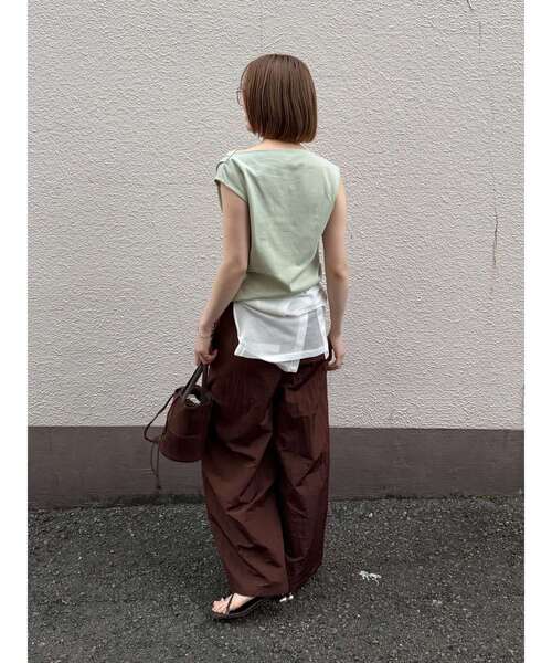LAGUNAMOON(ラグナムーン)の「ウエストレースリラックスパンツ 【夏服】 【セットアップ対応】(その他パンツ・レディース・アイボリー/ブラウン・SMALL/MEDIUM)」の5枚目の写真