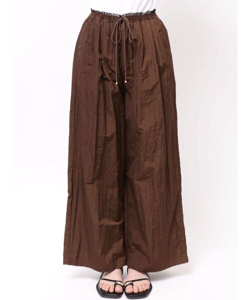 LAGUNAMOON(ラグナムーン)の「ウエストレースリラックスパンツ 【夏服】 【セットアップ対応】(その他パンツ・レディース・アイボリー/ブラウン・SMALL/MEDIUM)」の10枚目の写真