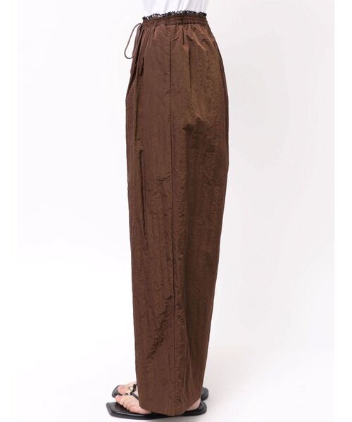 LAGUNAMOON(ラグナムーン)の「ウエストレースリラックスパンツ 【夏服】 【セットアップ対応】(その他パンツ・レディース・アイボリー/ブラウン・SMALL/MEDIUM)」の11枚目の写真