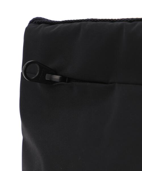 Topologie(トポロジー)の「Topologie/トポロジー Flat Sacoche Small Tech Sateen フラット サコッシュ スモールテックサテン【バッグ単体】(ショルダーバッグ・メンズ・ブラック・F)」の12枚目の写真
