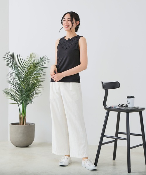 fort point(フォーポイント)の「【C-FORTPOINT/フォートポイント】モチーフレースタンクトップ 2 接触冷感 襟元レース 重ね着 レイヤード インナー 上品 大人可愛い(タンクトップ・レディース・ブルー/オフホワイト/ブラック/ラベンダー/ベージュ・FREE)」の16枚目の写真
