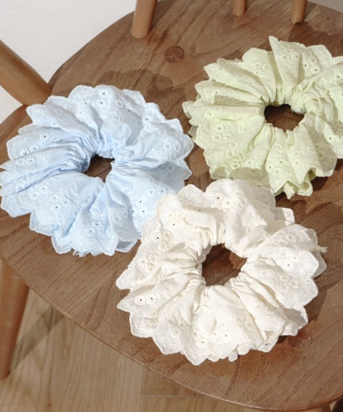 flower(フラワー)の「ガーデンレースシュシュ(シュシュ・レディース・ブルー/グリーン/アイボリー・FREE)」の10枚目の写真