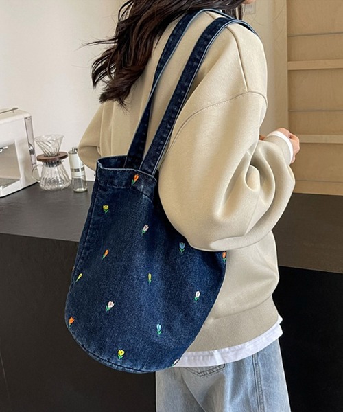 by LEGNA(バイレグナ)の「ヴィンテージデニムトートバッグ(トートバッグ・レディース・ライトブルー/ブラック/ダークブルー・FREE)」の21枚目の写真