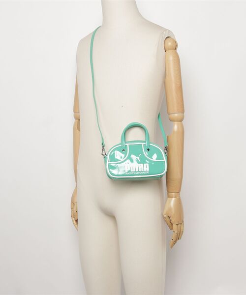 PUMA（プーマ）の「プーマ【PUMA】- グリップバッグ【1976 MICRO GRIP BAG VIBRANT GREEN 091824-10】（ショルダーバッグ・レディース・グリーン・ONE SIZE）」の8枚目の写真