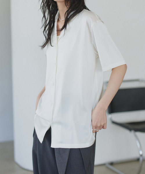 Eclat one(エクラワン)の「【Eclat one】 サテン ライク 開襟 ゆるっと シャツ(シャツ/ブラウス・レディース・ピンク/ブラック/アイボリー・FREE)」の21枚目の写真