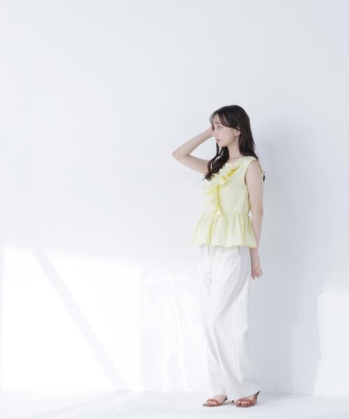 NATURAL BEAUTY BASIC(ナチュラルビューティーベーシック)の「フロントギャザーペプラムブラウス(シャツ/ブラウス・レディース・ブラウン/イエロー/オフホワイト・フリ-)」の4枚目の写真