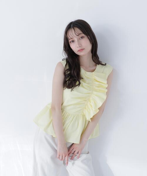 NATURAL BEAUTY BASIC(ナチュラルビューティーベーシック)の「フロントギャザーペプラムブラウス(シャツ/ブラウス・レディース・ブラウン/イエロー/オフホワイト・フリ-)」の5枚目の写真