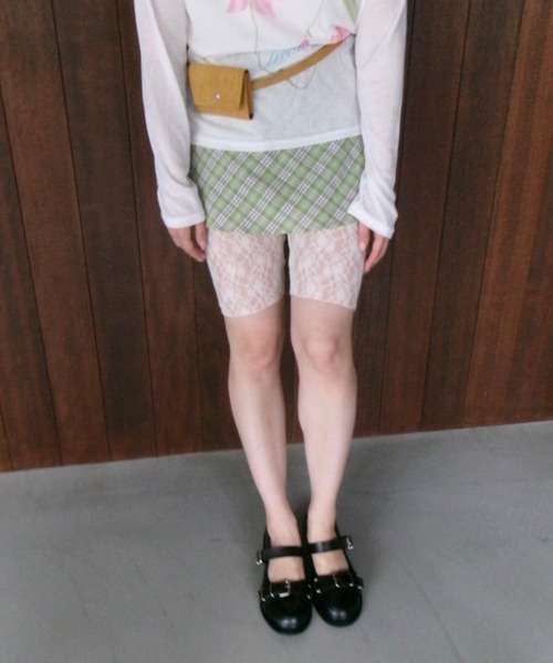 SANSeLF(サンセルフ)の「【SANSeLF】ウエストフリルレースショートパンツ saw26s054(その他パンツ・レディース・オフホワイト/ブラック・FREE)」の5枚目の写真