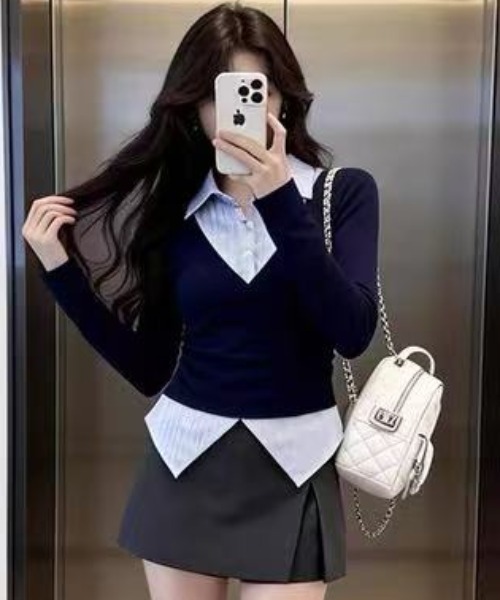 gossip!ロサンゼルス(ゴシップロサンゼルス)の「ニットレイヤリング ステンカラーシャツ(シャツ/ブラウス・レディース・グレー/ネイビー/ホワイト・FREE)」の3枚目の写真