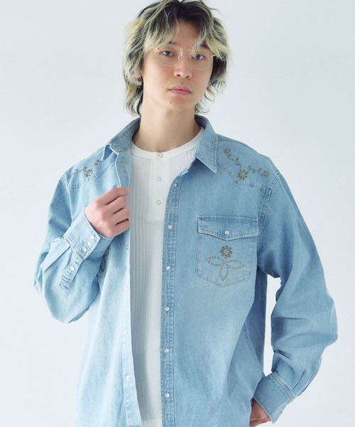 JACKROSE(ジャックローズ)の「JE STUDS DENIM SHIRTS(シャツ/ブラウス・メンズ・ライトインディゴブルー/インディゴブルー・M/L/XL)」の1枚目の写真