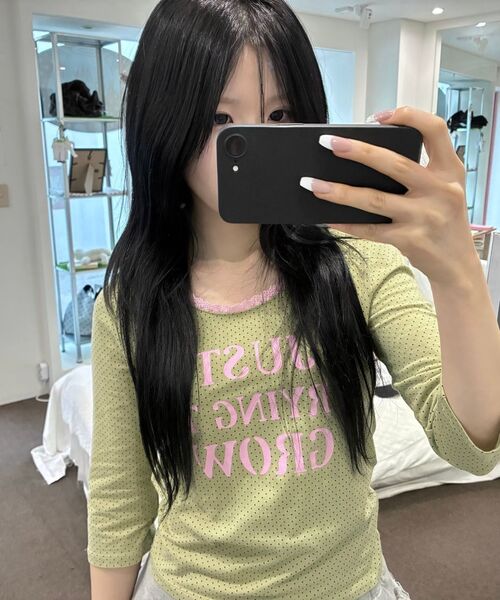 ITZAVIBE(イッザバイブ)の「DOT LACE LETTERING T SHIRT - KHAKI(Tシャツ/カットソー・レディース・その他・FREE)」の9枚目の写真