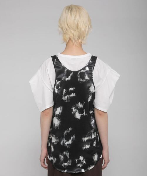LAATO(ラート)の「tack sleeve tee(Tシャツ/カットソー・レディース・ホワイト/キャメル/ブラック・FREE)」の5枚目の写真