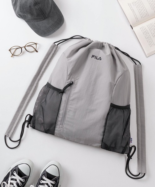 FILA(フィラ)の「【77】【FILA/フィラ】ワンポイントロゴ刺繍 ナイロン ナップサック/ショルダーパッド付/15L(バックパック/リュック・レディース・カーキ/ブラック/ライトグレー・FREE)」の1枚目の写真