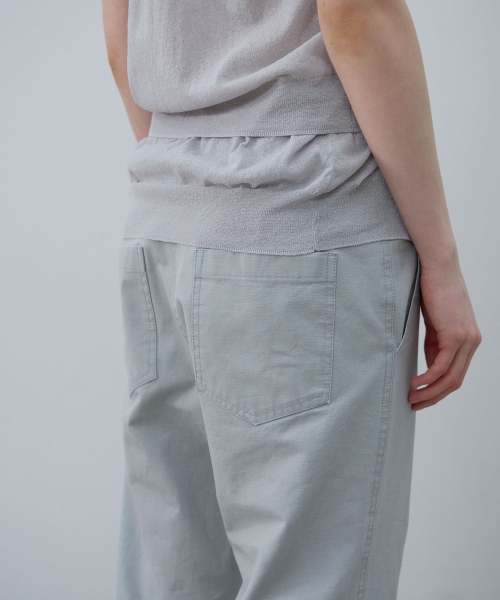 LCDC TM(エルシーディーシーティーエム)の「SHEER KNIT SLEEVELESS TOP (LIGHT GREY)(Tシャツ/カットソー・レディース・その他・OS)」の8枚目の写真