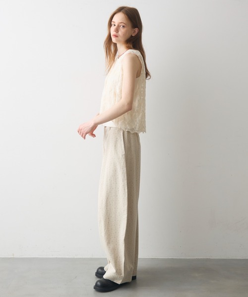 Crisp(クリスプ)の「flower tulle gather tank / フラワーチュールギャザータンク(シャツ/ブラウス・レディース・ナチュラル・FREE)」の13枚目の写真