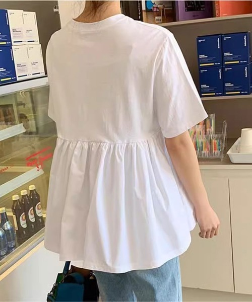 mielu(ミエル)の「ギャザーデザインペプラムトップス(シャツ/ブラウス・レディース・ブラック/ホワイト・LARGE/MEDIUM)」の7枚目の写真