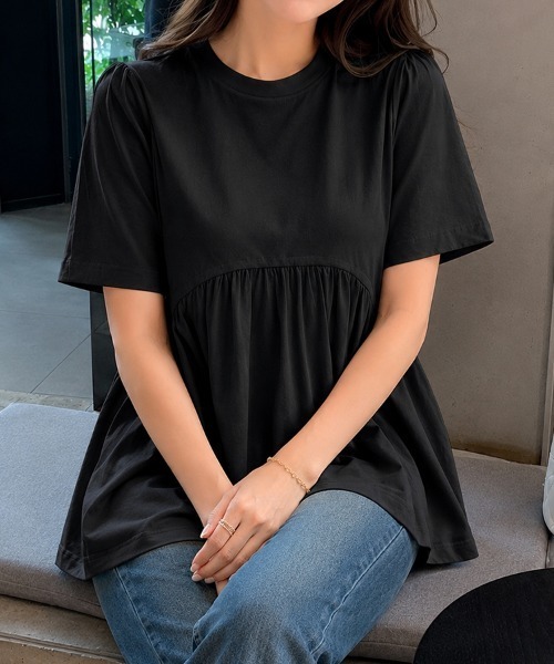 mielu(ミエル)の「ギャザーデザインペプラムトップス(シャツ/ブラウス・レディース・ブラック/ホワイト・LARGE/MEDIUM)」の14枚目の写真