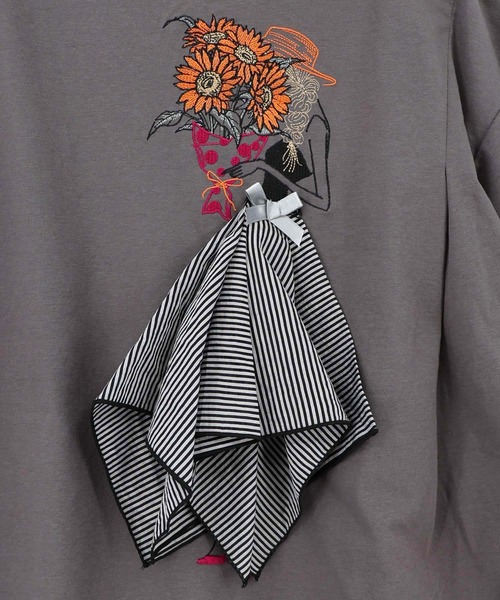 iS ScoLar(イズスカラー)の「562209:ストライプ×シフォン×天竺 異素材刺繍Tシャツ(Tシャツ/カットソー・レディース・チャコールグレー/オフホワイト/パープル・M)」の15枚目の写真