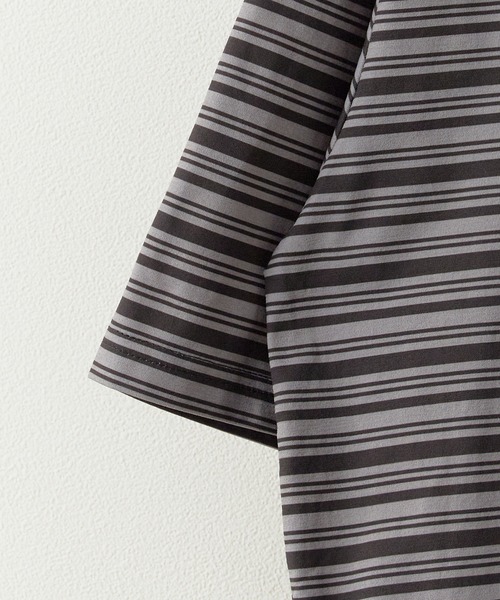 POLeR(ポーラー)の「POLeR/ポーラー 90's STRIPE QUICK DRY TEE 90年代ストライプクイックドライTシャツ 秋 秋服 2026年秋冬(Tシャツ/カットソー・メンズ・ホワイト/チャコール/ベージュ・M/L/XL)」の10枚目の写真