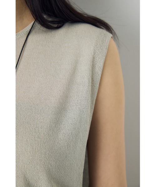 AZUL by moussy(アズールバイマウジー)の「【カップ付き/パッド付き】2点セットノースリーブトップス サマーニット 夏服 春服 秋服 ベアトップス ビスチェ(ニット/セーター・レディース・ライトグレー/レッド/ライトブラック/ベージュ・FREE)」の22枚目の写真