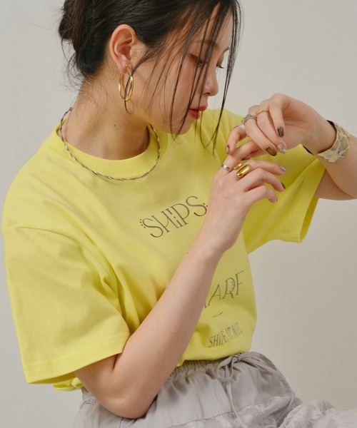 palm RICHE(ポームリシュ)の「箔ロゴプリントT(Tシャツ/カットソー・レディース・ブラック/ライトイエロー/オフホワイト・M)」の8枚目の写真