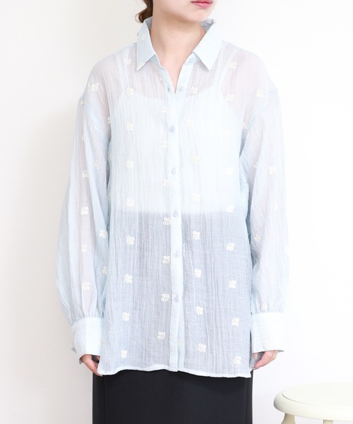 atONE(アットワン)の「揚柳刺繍BIGシャツ 長袖(シャツ/ブラウス・レディース・ブラック×ホワイト/ブルー系その他7/ホワイト×ブラック・F)」の11枚目の写真
