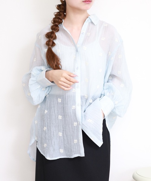atONE(アットワン)の「揚柳刺繍BIGシャツ 長袖(シャツ/ブラウス・レディース・ブラック×ホワイト/ブルー系その他7/ホワイト×ブラック・F)」の15枚目の写真