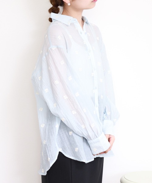 atONE(アットワン)の「揚柳刺繍BIGシャツ 長袖(シャツ/ブラウス・レディース・ブラック×ホワイト/ブルー系その他7/ホワイト×ブラック・F)」の14枚目の写真