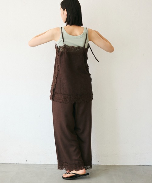 Trish(トリッシュ)の「麻調レースヘムパンツ(その他パンツ・レディース・ブラウン/アイボリー・SMALL/MEDIUM)」の22枚目の写真