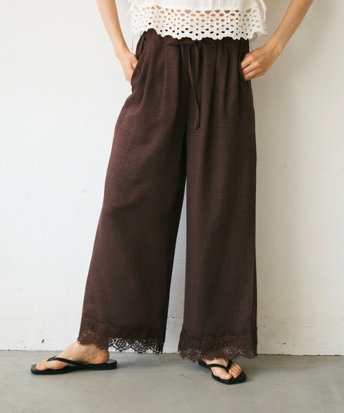 Trish(トリッシュ)の「麻調レースヘムパンツ(その他パンツ・レディース・ブラウン/アイボリー・SMALL/MEDIUM)」の17枚目の写真