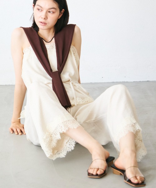 Trish(トリッシュ)の「麻調レースヘムパンツ(その他パンツ・レディース・ブラウン/アイボリー・SMALL/MEDIUM)」の13枚目の写真