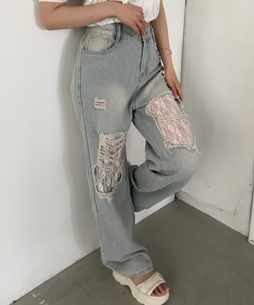 CLEA(クレア)の「レースダメージデニム(デニムパンツ・レディース・ブルー・M/L)」の5枚目の写真