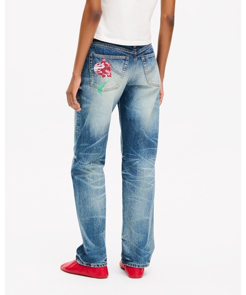 KENZO(ケンゾー)の「'KENZO Tulip' ストレート パンツ イン ジャパニーズ デニム(デニムパンツ・レディース・ブルー系その他7・27/25/26/28)」の2枚目の写真