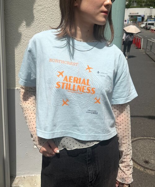 w closet(ダブルクローゼット)の「ピグメントプリントTシャツ 夏服(Tシャツ/カットソー・レディース・レッド/ブルー/ネイビー/オフホワイト・FREE)」の3枚目の写真