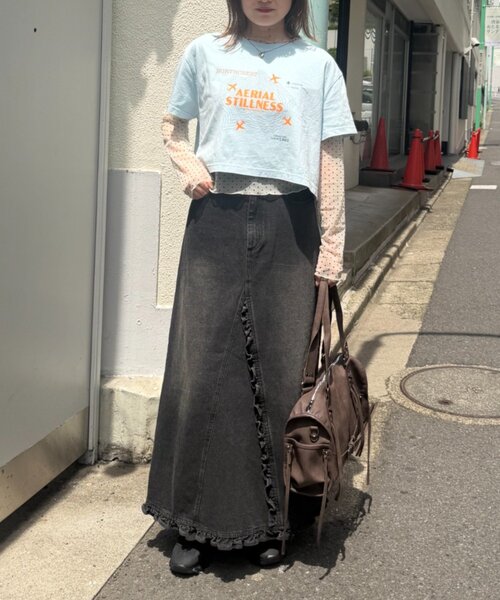 w closet(ダブルクローゼット)の「ピグメントプリントTシャツ 夏服(Tシャツ/カットソー・レディース・レッド/ブルー/ネイビー/オフホワイト・FREE)」の14枚目の写真