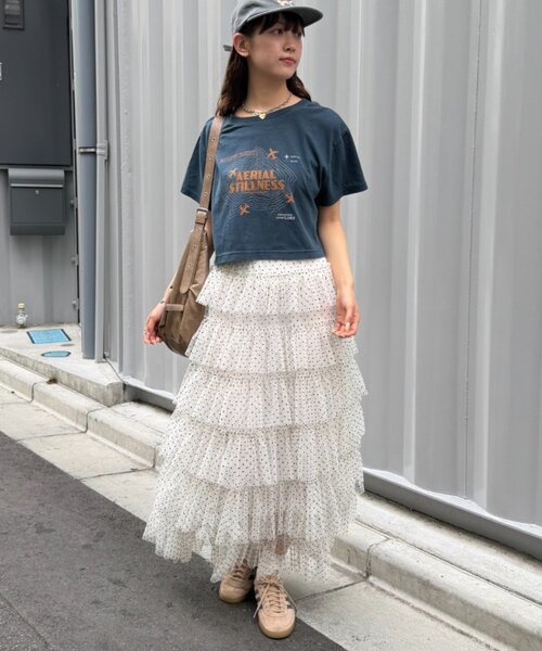 w closet(ダブルクローゼット)の「ピグメントプリントTシャツ 夏服(Tシャツ/カットソー・レディース・レッド/ブルー/ネイビー/オフホワイト・FREE)」の21枚目の写真