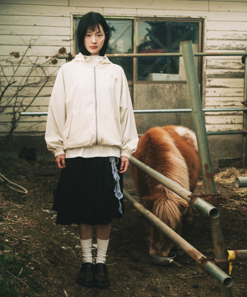 OHESHIO（オヘシオ）の「DRAWSTRING SHIRRING SKIRT, NAVY（スカート・レディース・その他・FREE）」の2枚目の写真
