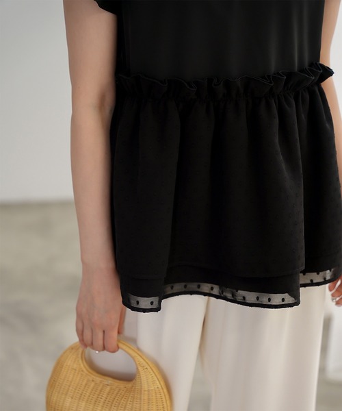 HUIT bouquet(ユイット)の「ドットシフォン ペプラム ブラウス HUIT(シャツ/ブラウス・レディース・ホワイト/ブラック/ネイビー・M)」の14枚目の写真