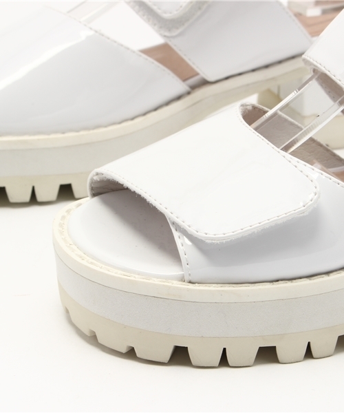 Jeffrey Campbell(ジェフリーキャンベル)の「マジックテープベルト厚底サンダル(サンダル・レディース・ホワイト・36/37/35/39)」の5枚目の写真
