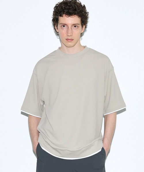 coca(coca)(コカ)の「ライトエンボスレイヤード風半袖Tシャツ(Tシャツ/カットソー・メンズ・ライトグレー/ダークグリーン/ブラック・XL/M/L)」の2枚目の写真