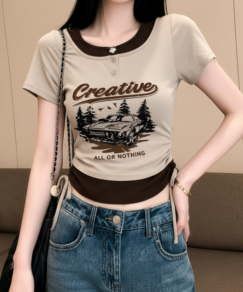 VIVID LADY(ビビッドレディー)の「レイヤード風 ドロスト クロップド 半袖Tシャツ(Tシャツ/カットソー・レディース・ブラック/チャコールグレー/ベージュ/ブラウン/ホワイト・FREE)」の6枚目の写真