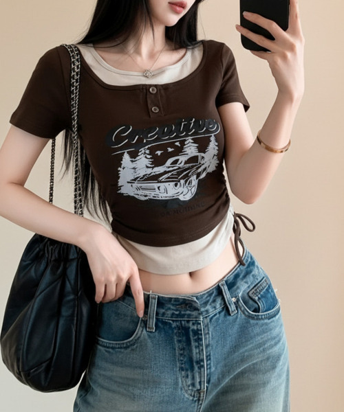 VIVID LADY(ビビッドレディー)の「レイヤード風 ドロスト クロップド 半袖Tシャツ(Tシャツ/カットソー・レディース・ブラック/チャコールグレー/ベージュ/ブラウン/ホワイト・FREE)」の11枚目の写真