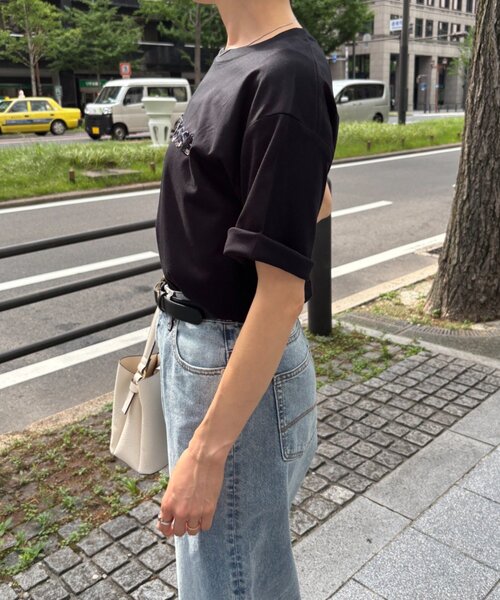 Jena espace merveilleux(ジェナ エスパスメルヴェイユ)の「ビーズ刺繍T(Tシャツ/カットソー・レディース・ブラック/ベージュ/オフホワイト・FREE)」の17枚目の写真