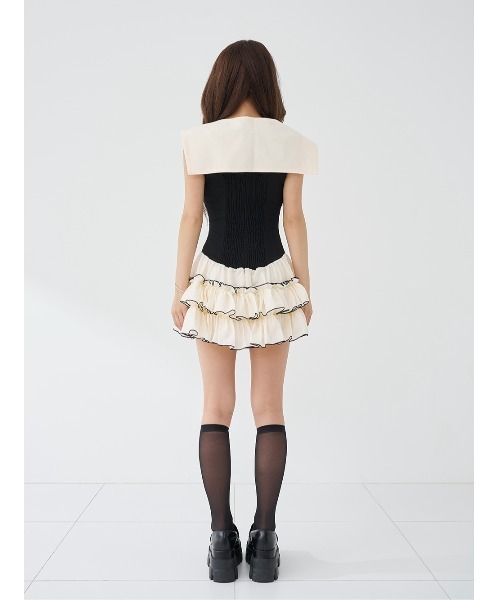 Darich(ダーリッチ)の「セーラーカラーボリュームフリルミニワンピース(ワンピース・レディース・ブラック/グレー/ベージュ・FREE/FL)」の16枚目の写真