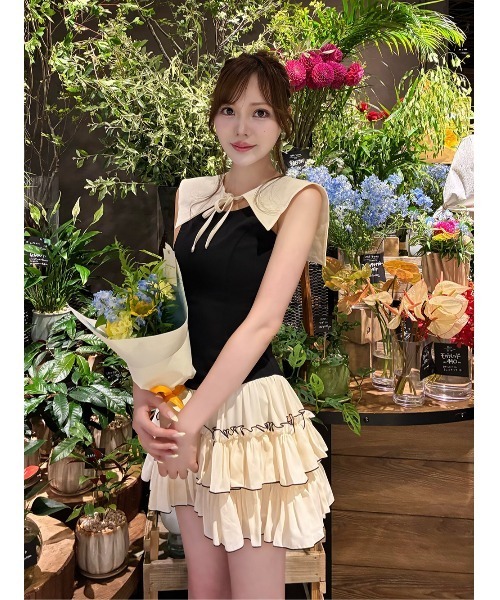 Darich(ダーリッチ)の「セーラーカラーボリュームフリルミニワンピース(ワンピース・レディース・ブラック/グレー/ベージュ・FREE/FL)」の10枚目の写真