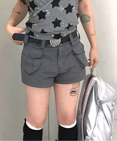 SHEENA(シーナ)の「ダブルポケットカーゴショートパンツ(その他パンツ・レディース・グレー・S/M/L)」の10枚目の写真