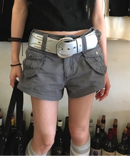 SHEENA(シーナ)の「ダブルポケットカーゴショートパンツ(その他パンツ・レディース・グレー・S/M/L)」の15枚目の写真